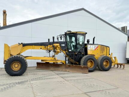 Caterpillar 14M Grader
